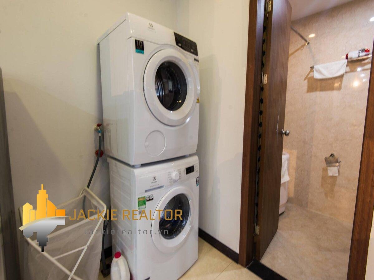 Affordable 1BR serviced apartment for rent in Ba Dinh Distr (13)