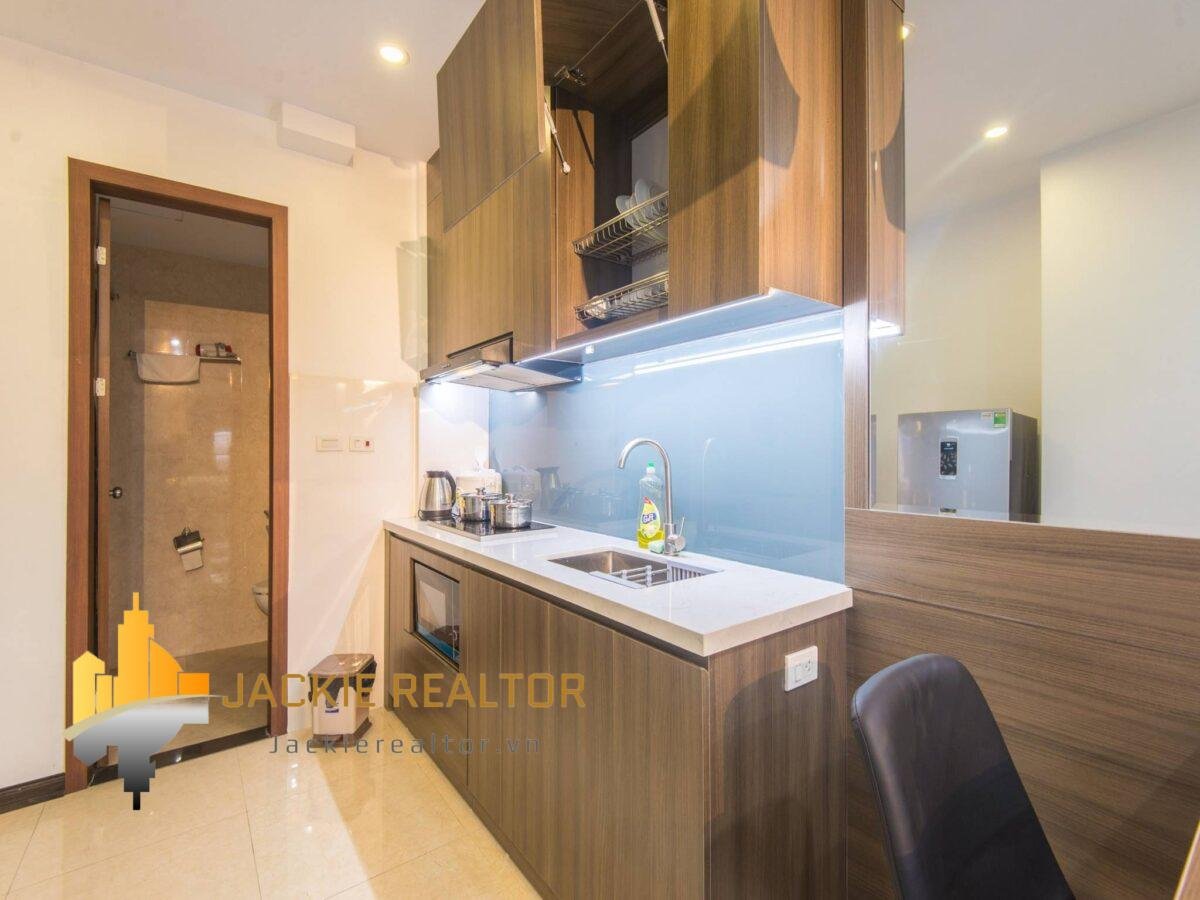 Affordable 1BR serviced apartment for rent in Ba Dinh Distr (4)