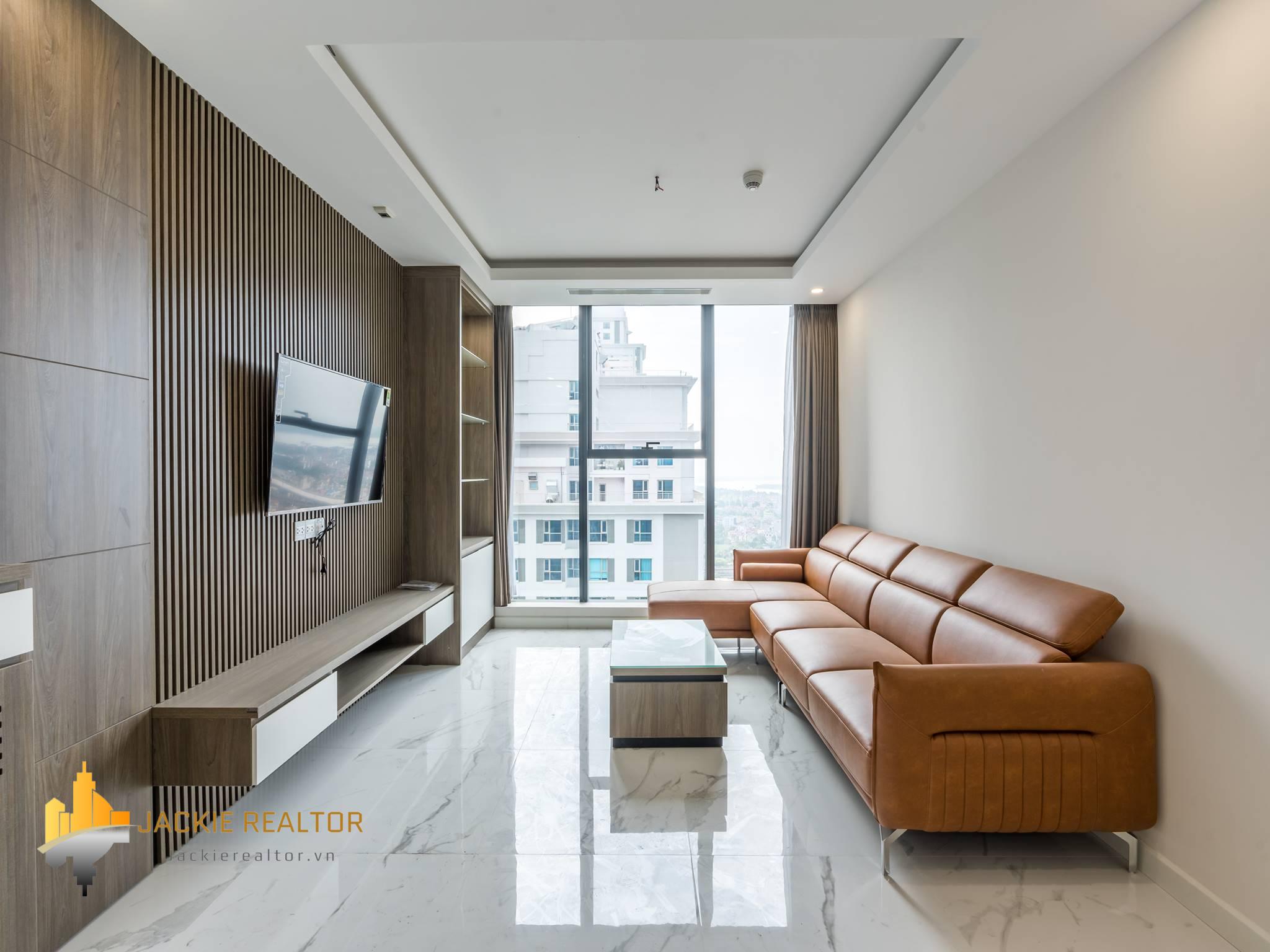 Big modern 3BRs Sunshine City apartment for rent overlooking Red River view (13)