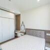 Big modern 3BRs Sunshine City apartment for rent overlooking Red River view (4)