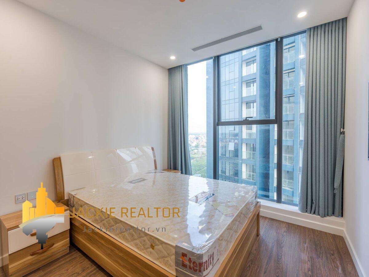 Enormous apartment for rent in Sunshine City - 3BRs 880USD (1)