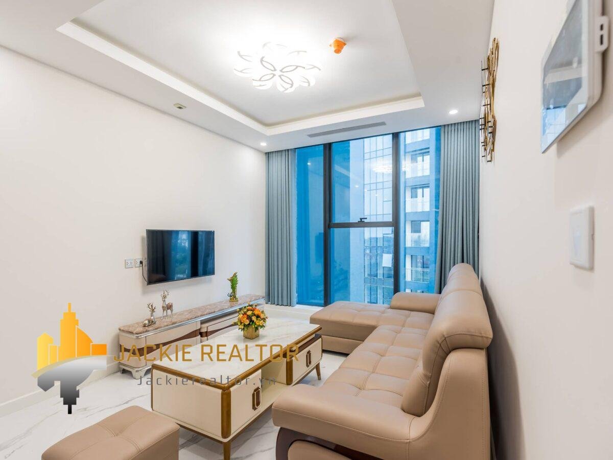 Enormous apartment for rent in Sunshine City - 3BRs 880USD (15)