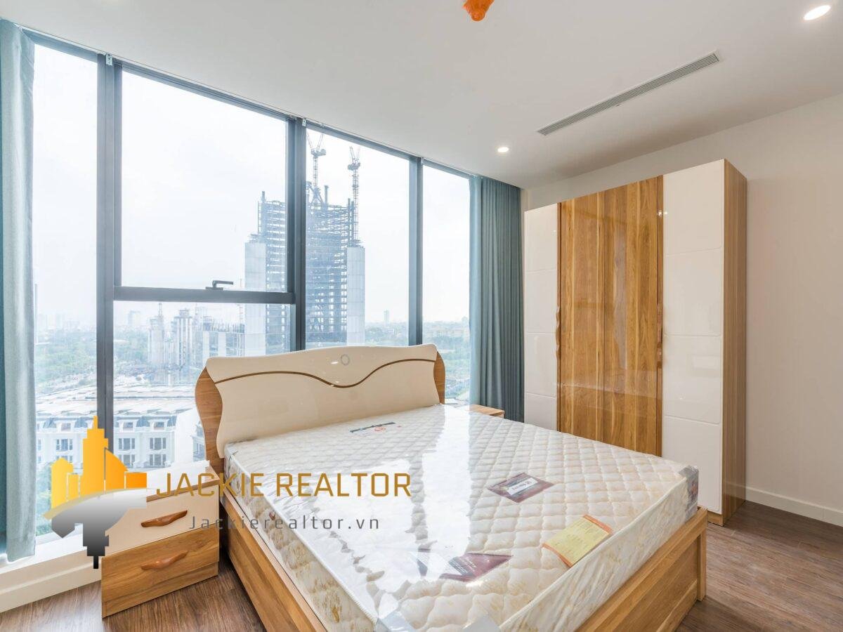 Enormous apartment for rent in Sunshine City - 3BRs 880USD (5)