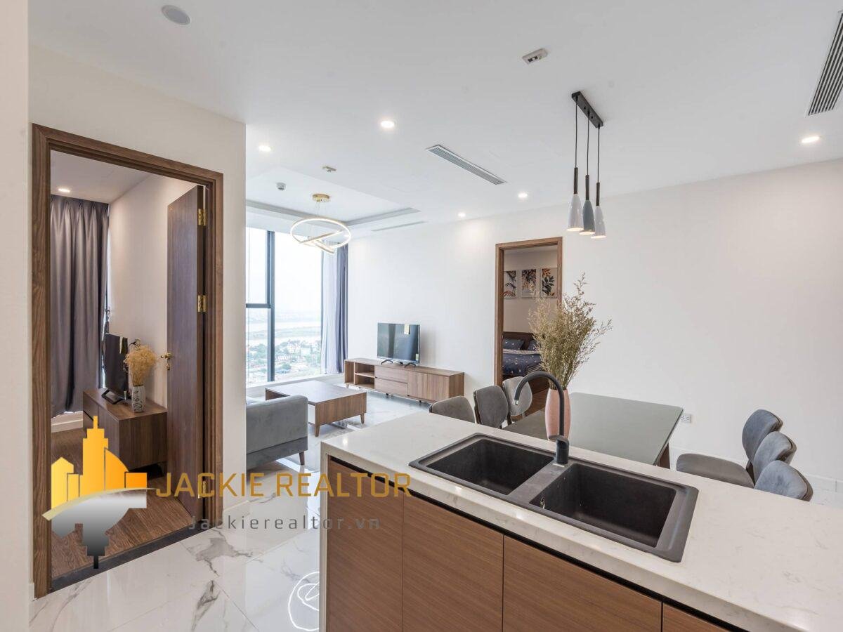 Spectacular Red river view apartment for rent in Sunshine City (16)