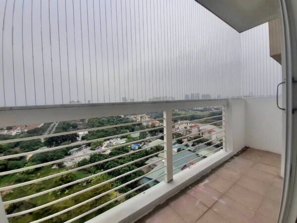 Very cheap 123m2 apartment for rent in E1 Building, Ciputra (1)