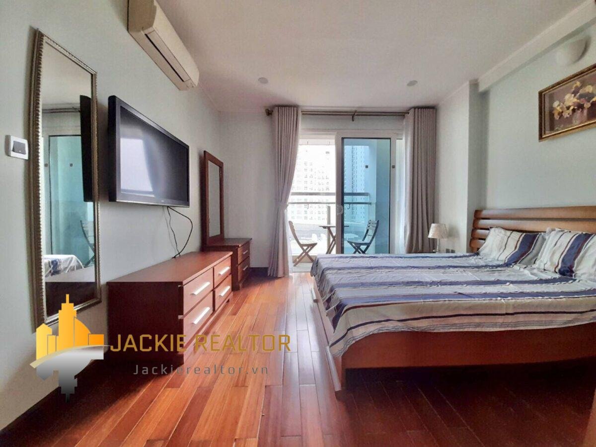 Bright L2 The Link Ciputra apartment for rent (8)