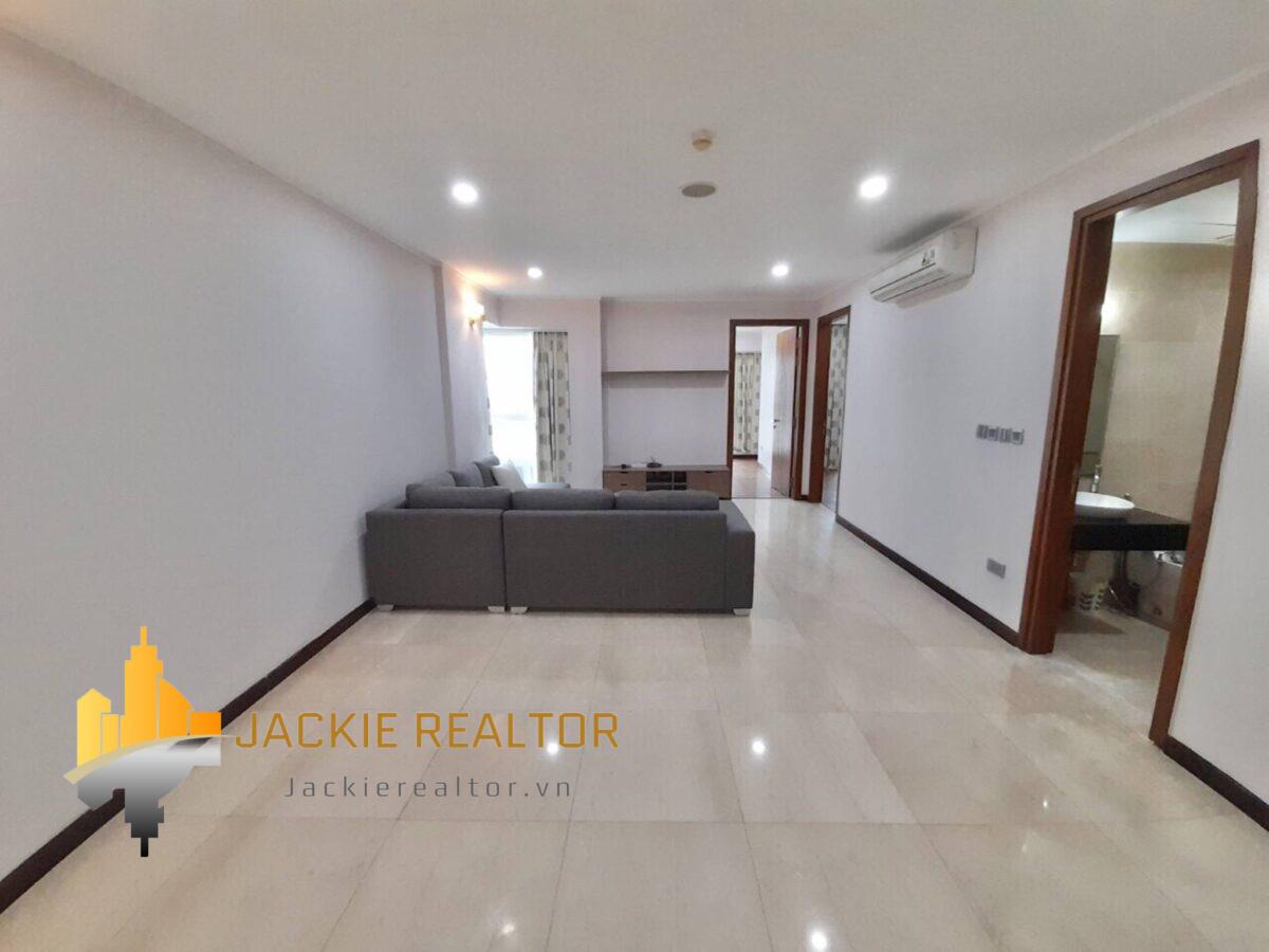 Charming L2 Ciputra apartment for rent (5)