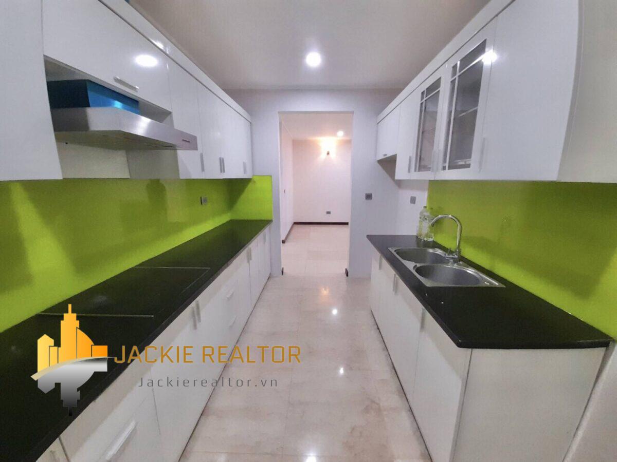 Charming L2 Ciputra apartment for rent (6)