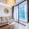 Cool light-filled M3 Vinhomes Metropolis apartment for rent (12)