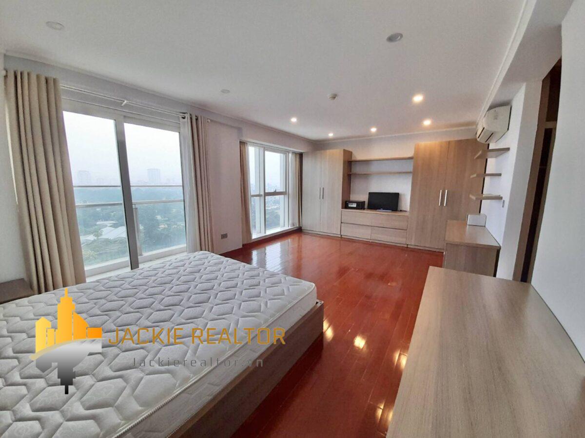 Great 154m2 apartment for rent in L1 Building, The Link Ciputra (12)