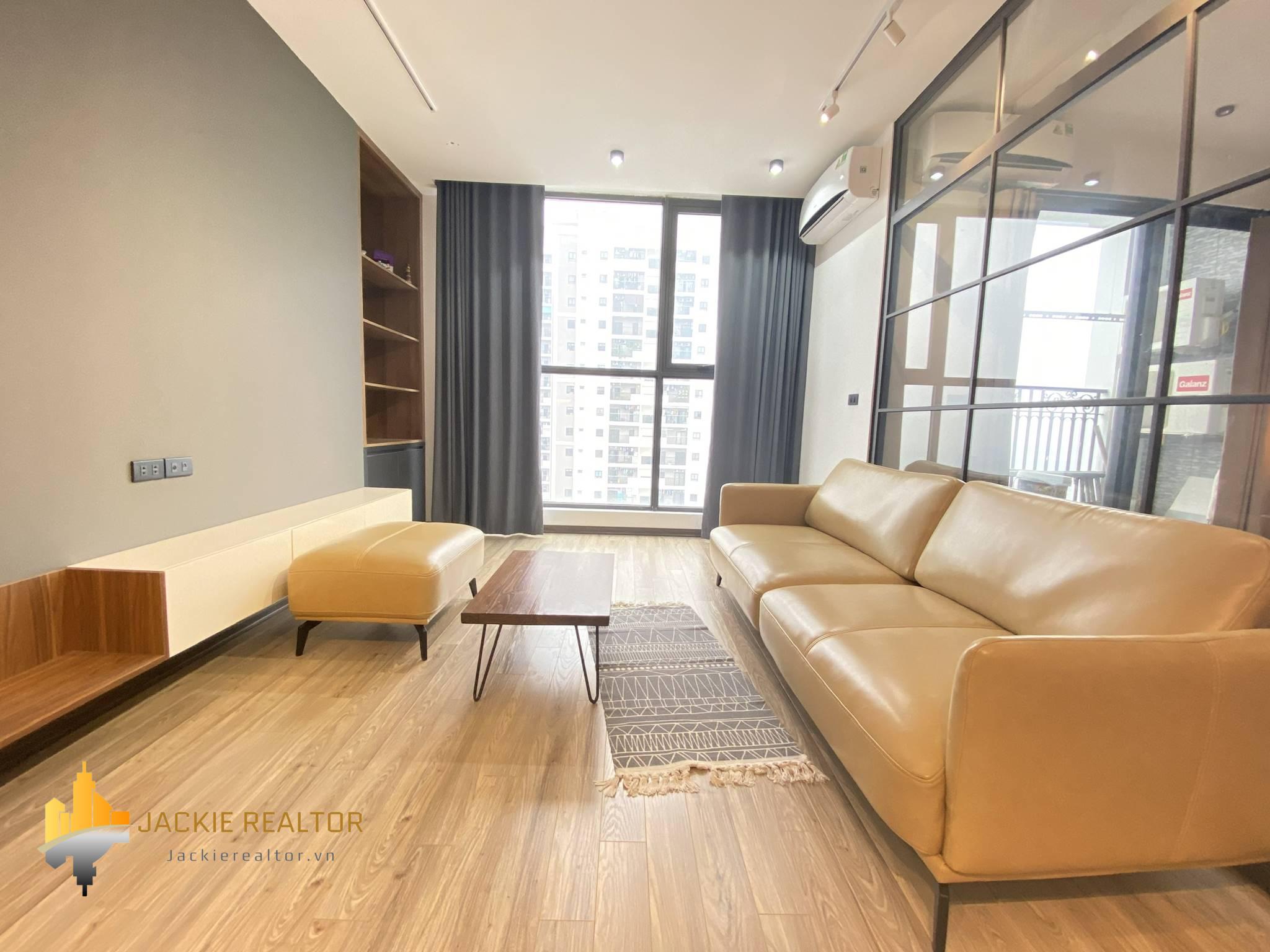 Impressive 2BRs apartment for rent in R2, Sunshine Riverside (1)