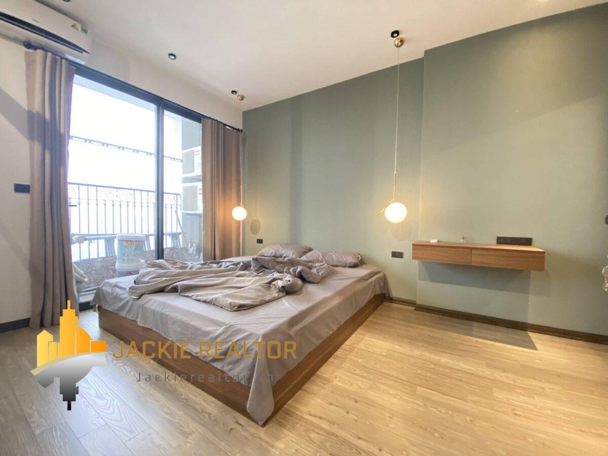 Impressive 2BRs apartment for rent in R2, Sunshine Riverside (7)