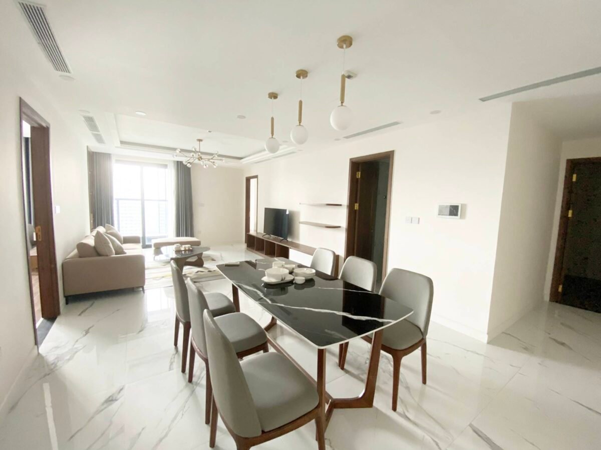 New No. 07 apartment at Tower B Sunshine Center 16 Pham Hung for rent (1)