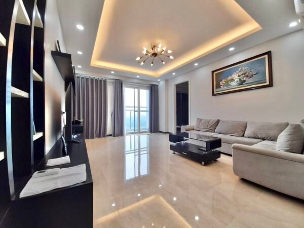 Spacious 154m2 apartment for rent in L2 Building, The Link Ciputra (8)