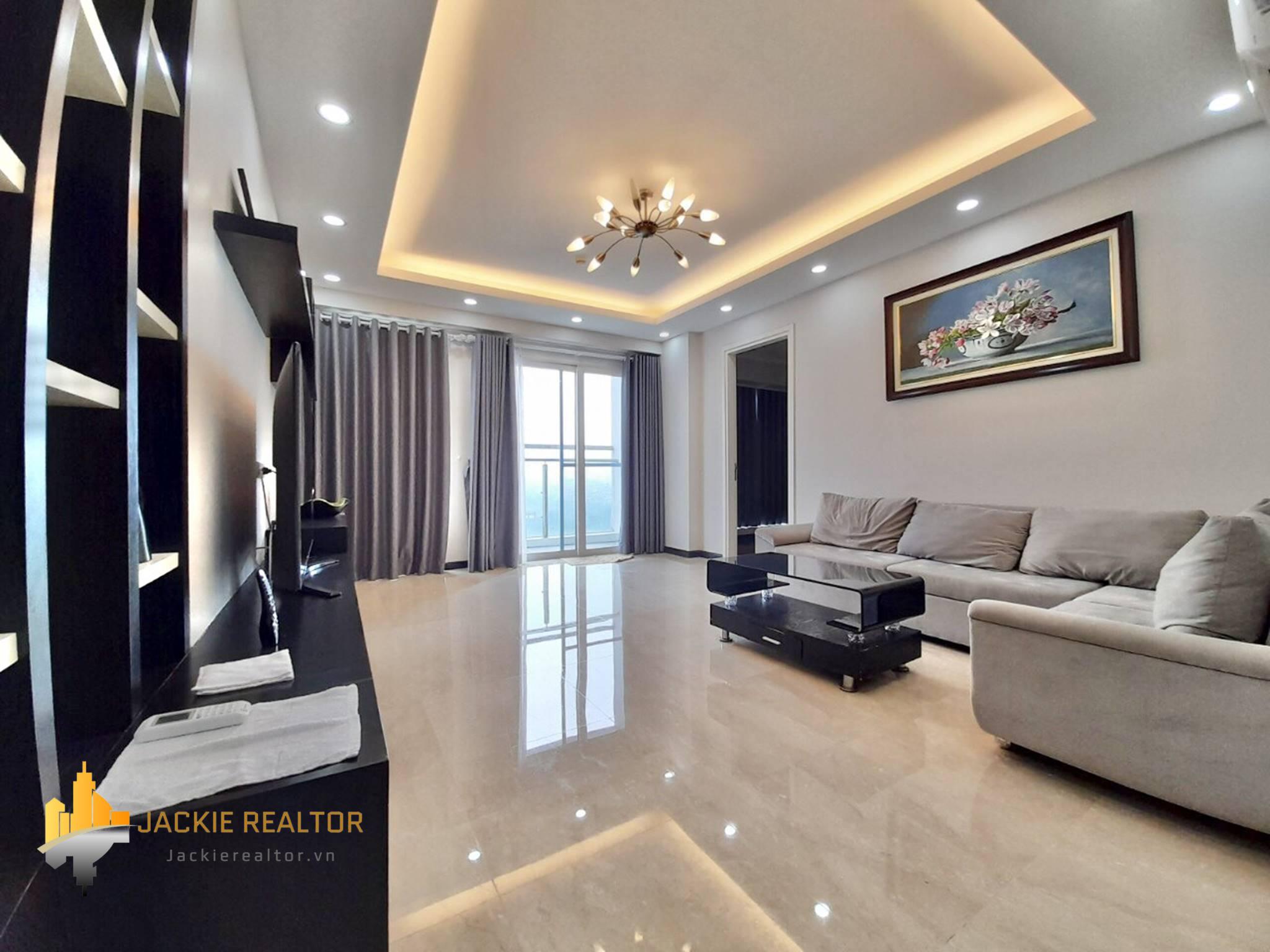 Spacious 154m2 apartment for rent in L2 Building, The Link Ciputra (8)