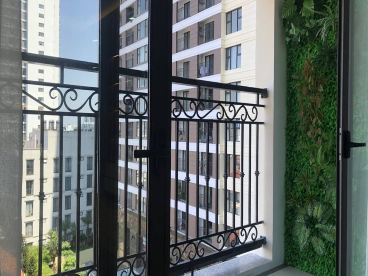 Spacious 3BRs apartment at D'. Le Roi Soleil for rent with the preferential price (11)