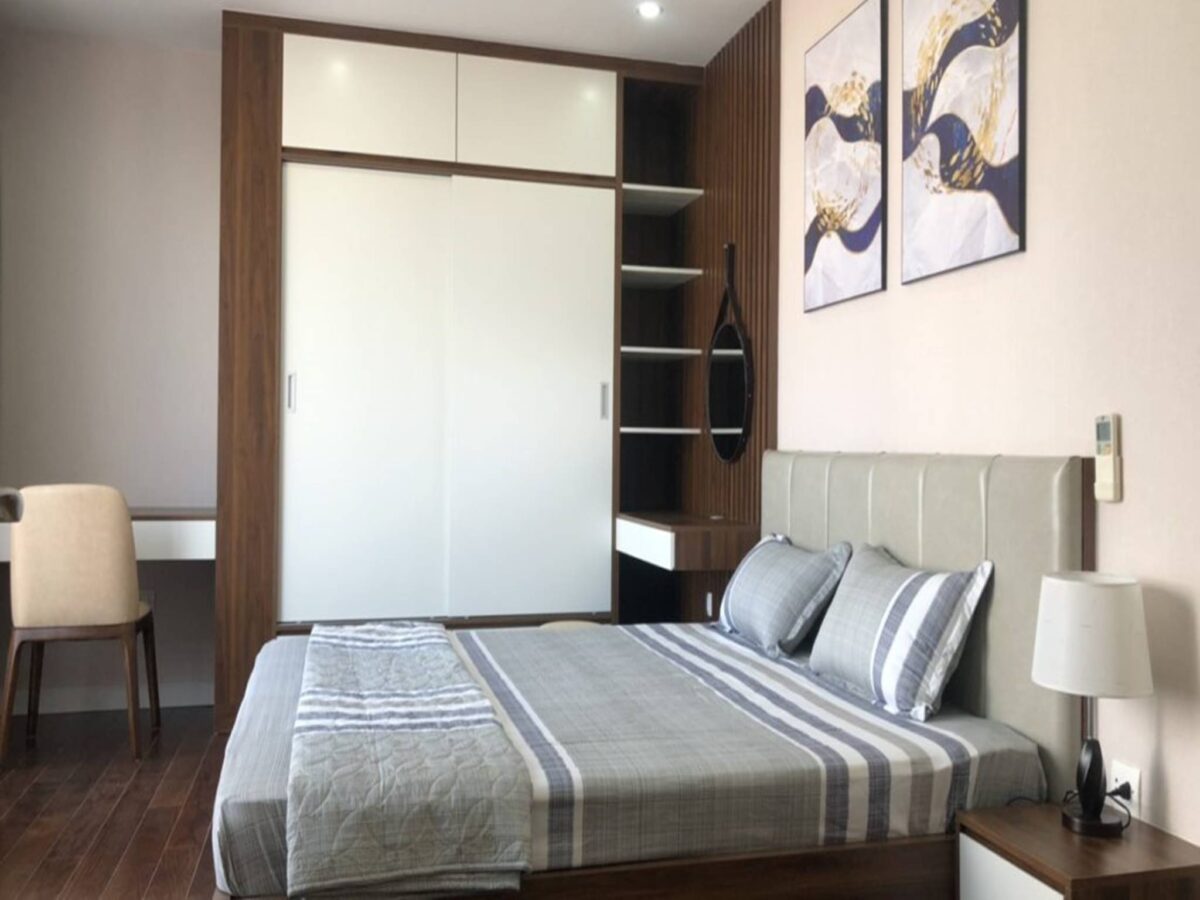 Spacious 3BRs apartment at D'. Le Roi Soleil for rent with the preferential price (13)