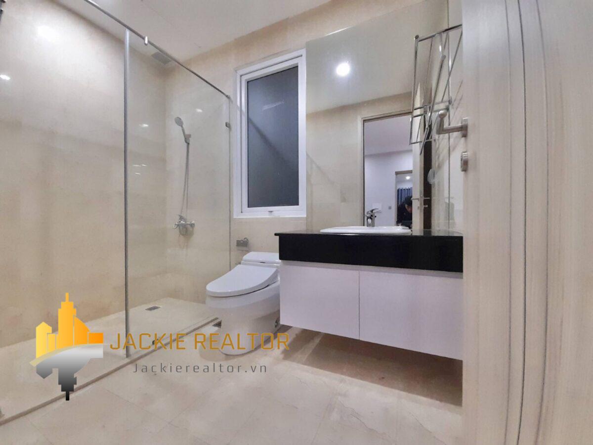 Stunning K2 Ciputra villa for rent (16)