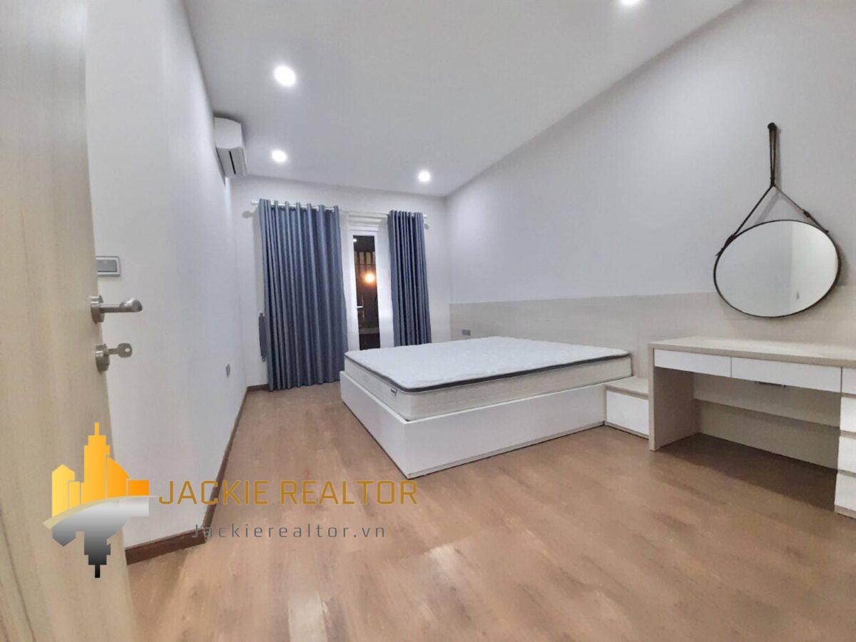 Stunning K2 Ciputra villa for rent (8)