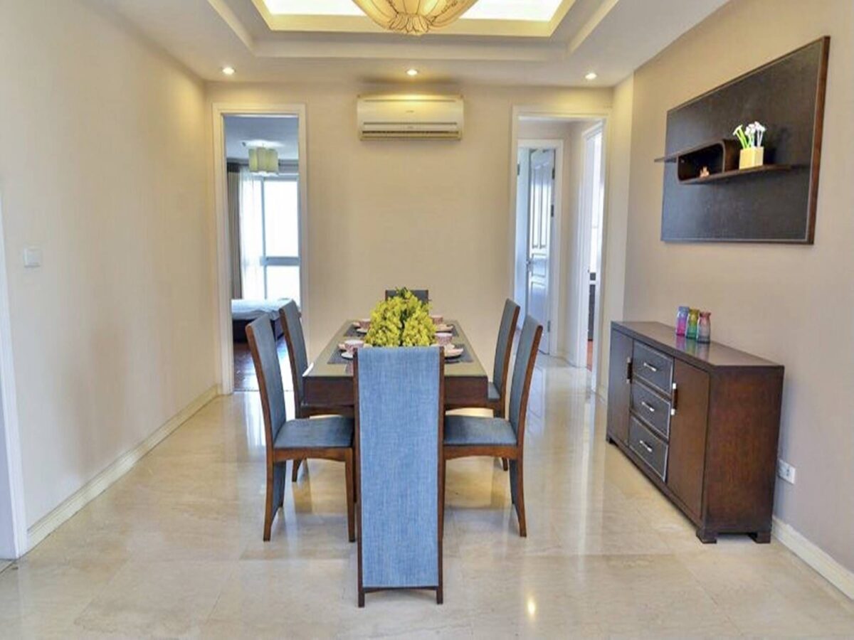 Amazing huge 182m2 apartment for rent at P1 Ciputra (4)