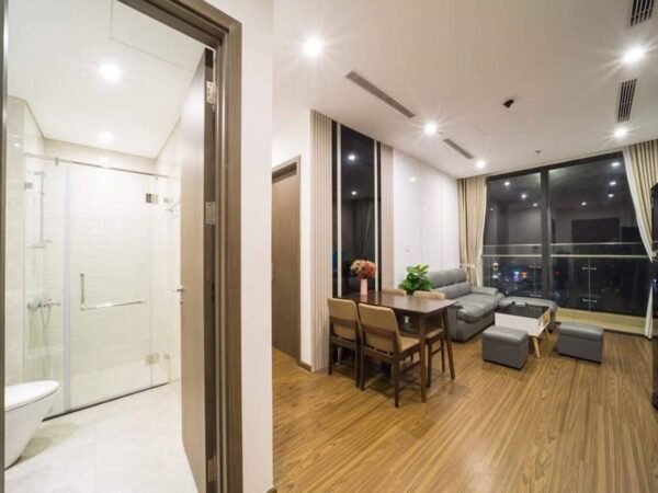 Attractive 2BRs apartment for rent at Vinhomes West Point Pham Hung (5)