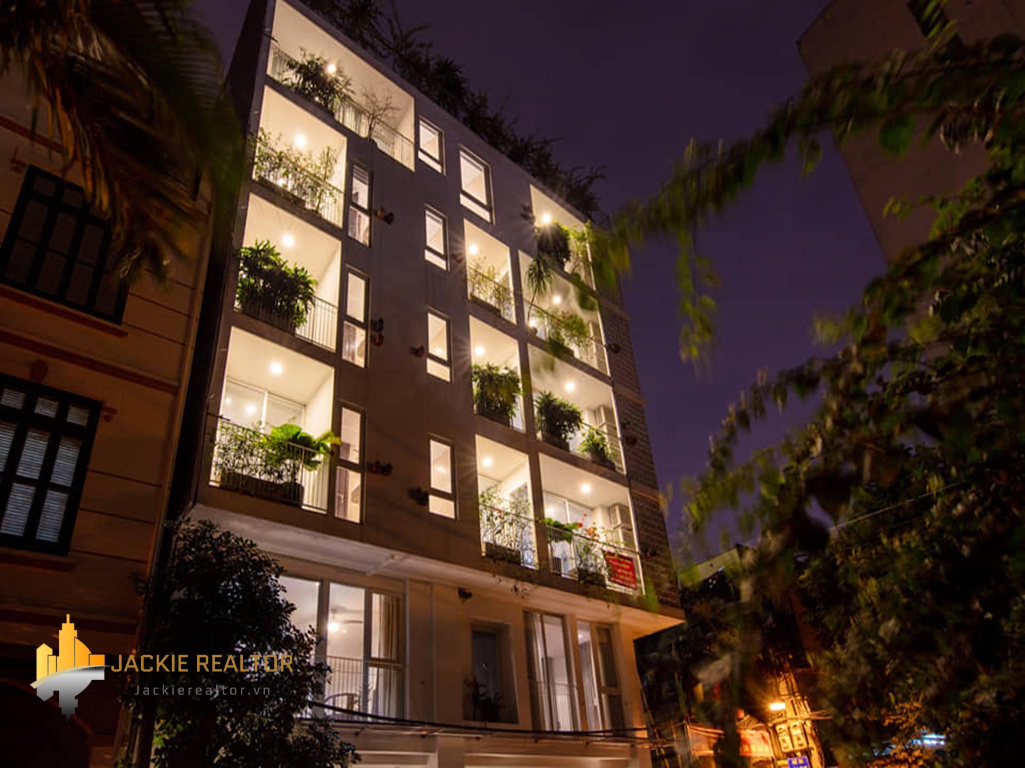 Brand new 2-bedroom apartment for rent in Au Co Str., Tay Ho District (1)