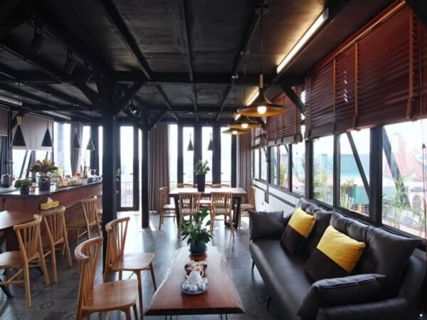 Impressive duplex apartment for rent in Au Co, Tay Ho (8)