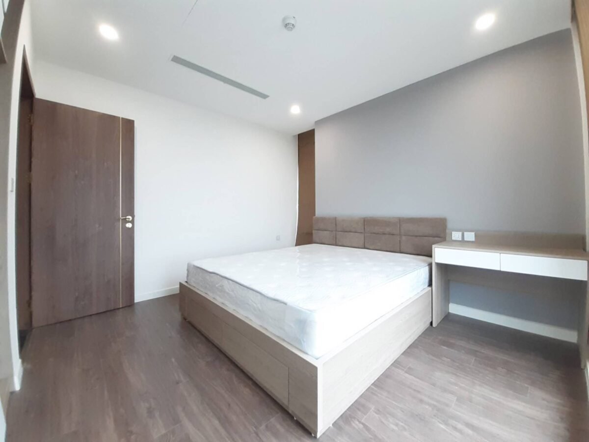 Luxury apartment at S5 Sunshine City for rent (13)