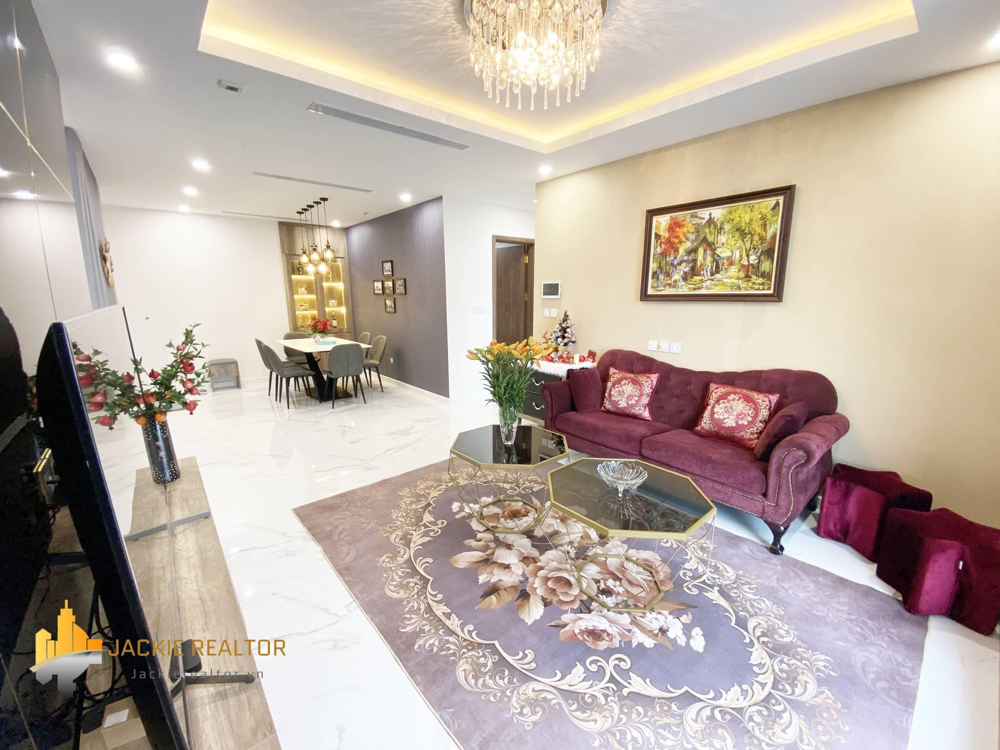 Marvelous 3BRs apartment for rent in Sunshine City (3)
