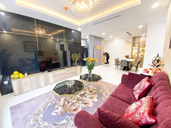 Marvelous 3BRs apartment for rent in Sunshine City (4)
