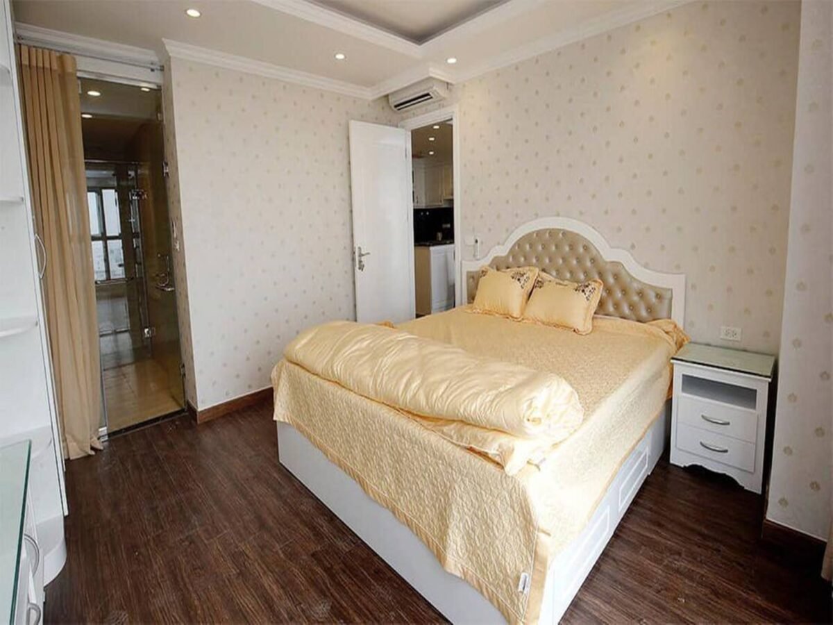 Rent an incredible 88m2 D'. Le Roi Soleil apartment (4)