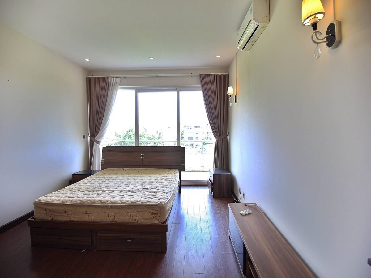 Superb huge 06BRs detached villa for rent in Ciputra Hanoi (17)