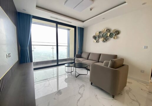 Duplex apartment at Sunshine City overlooking the beautiful Ciputra golf course for rent (1)