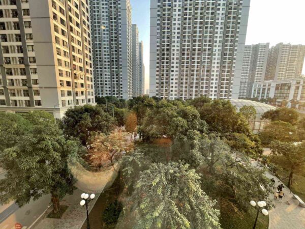 Great view from this Times City apartment for rent for only 1.200 USD (2)