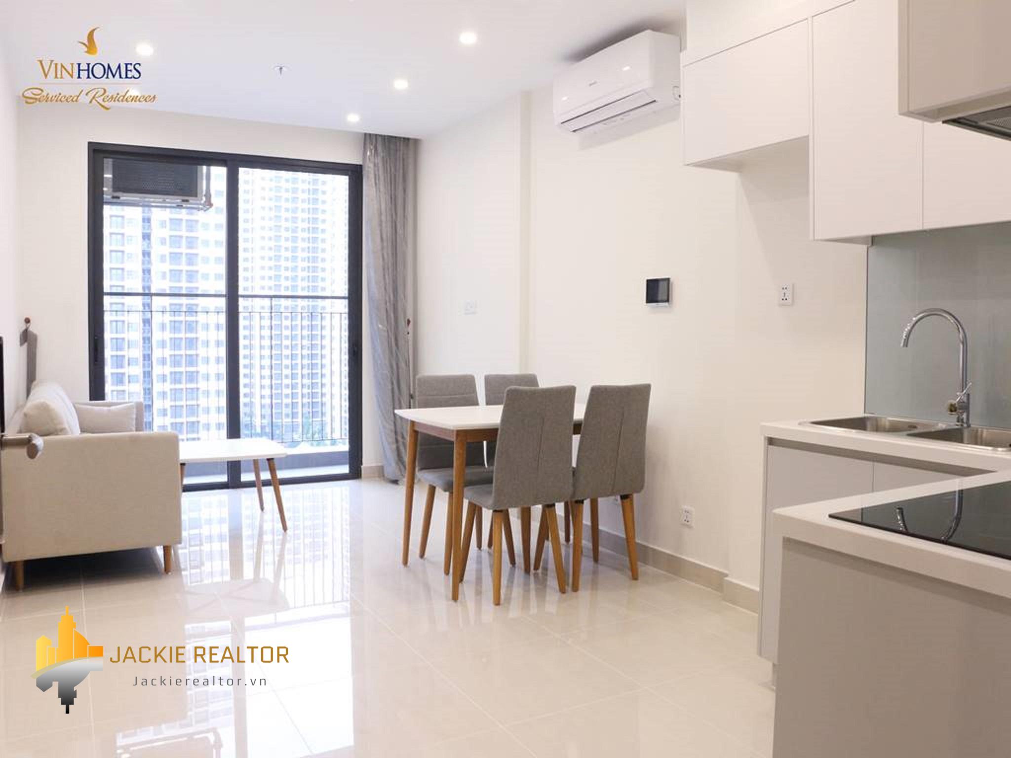 Luxurious 1-bedroom apartment for rent at Vinhomes Smart City (1)