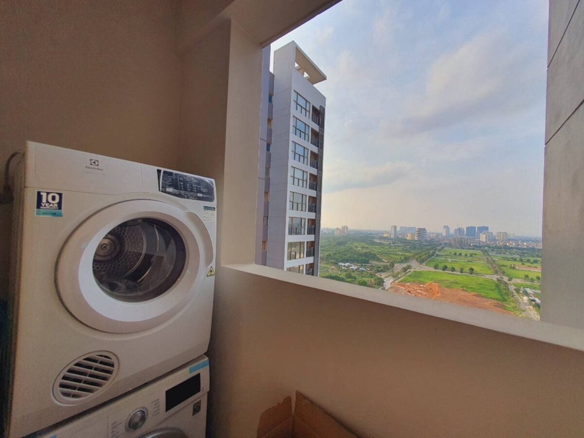 HOT! Impressive 3-bedroom apartment for rent in Starlake Gallery (15)