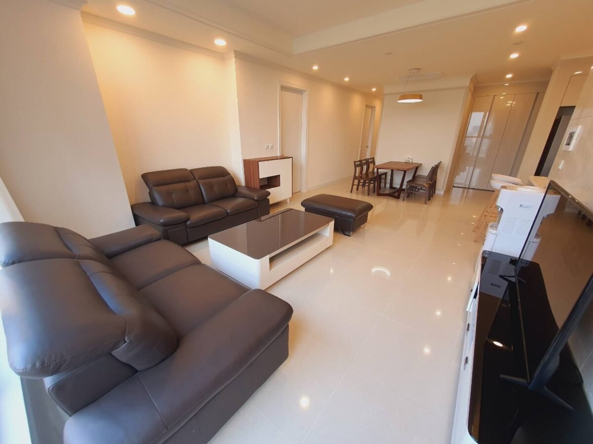 HOT! Impressive 3-bedroom apartment for rent in Starlake Gallery (7)