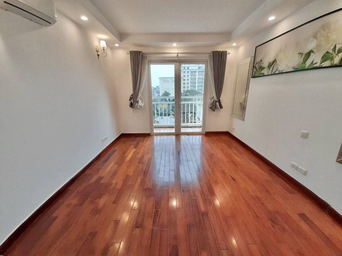 Apartment in G3 Ciputra for rent for only 650 USD - 123m2 - 3 bedrooms (12)