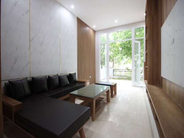 Brand-new 4BRs villa at Ciputra for rent (2)