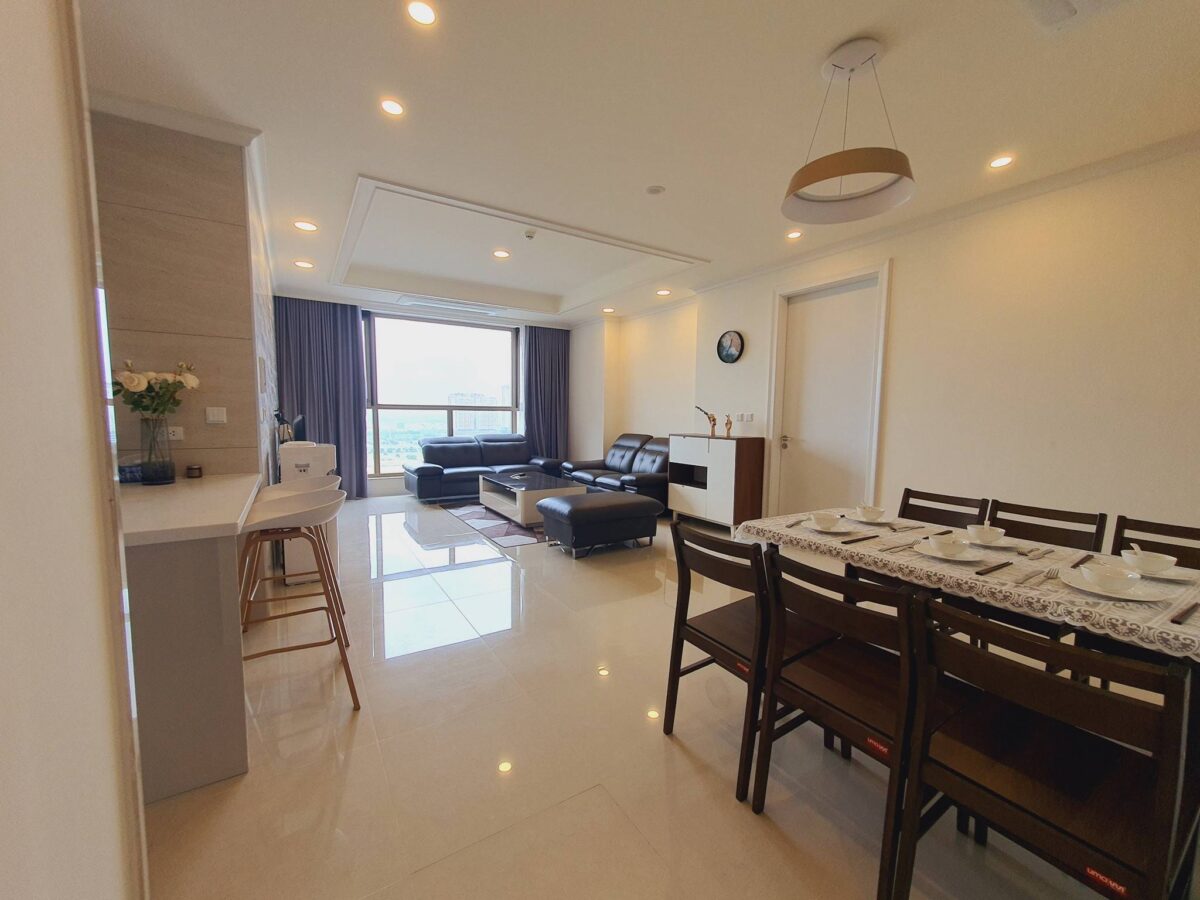 Eye-catching 3BRs apartment at Starlake Gallery for rent (4)