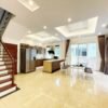 Fully furnished villa for rent in Vinhomes Riverside Anh Dao (3)