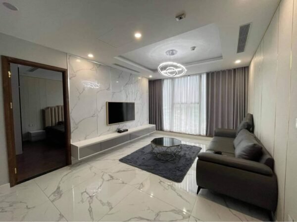 Nice golf-view 3BRs apartment at Sunshine City for rent (1)