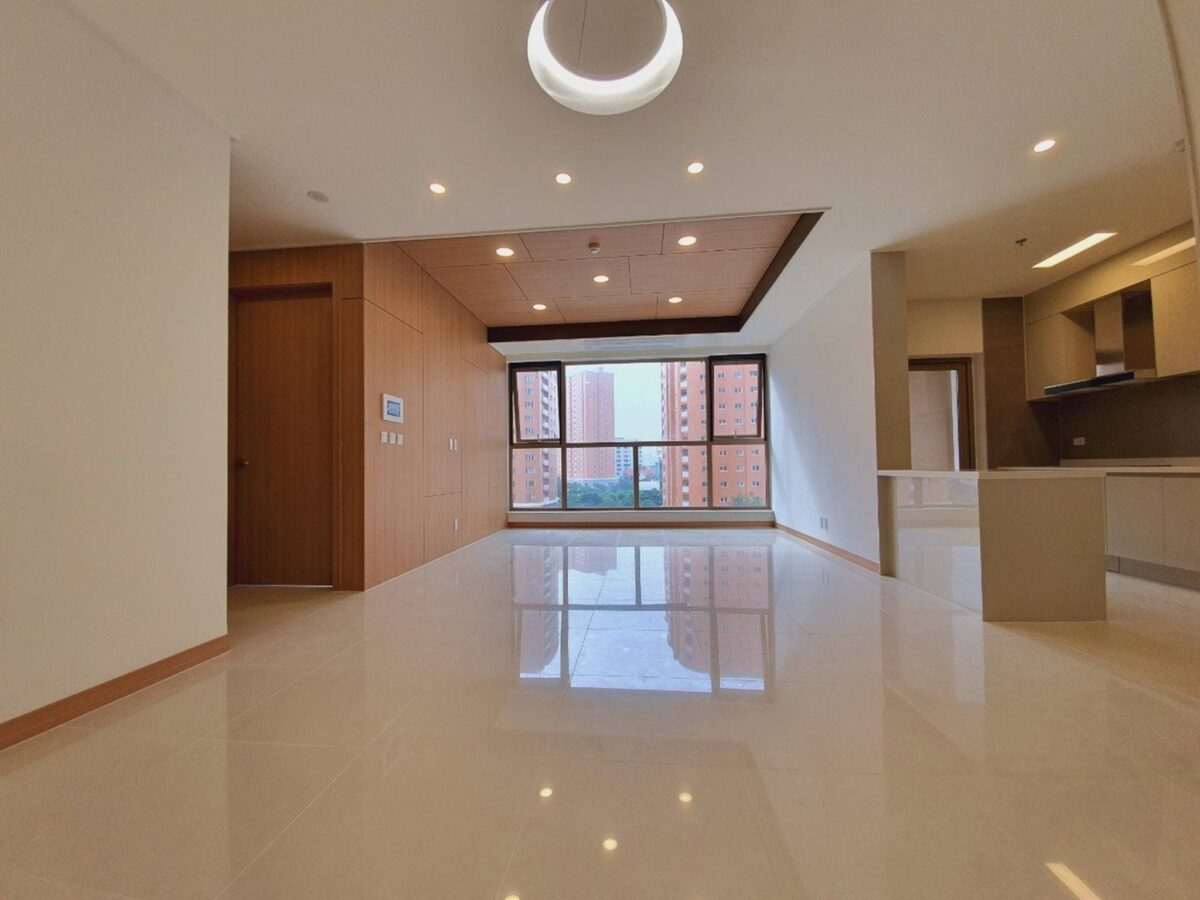 Unfurnished 2 bedroom apartment for rent in 903B Building, Starlake Hanoi (1)