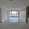 Unfurnished lake view 3BRs apartment for rent at Starlake Hanoi (4)