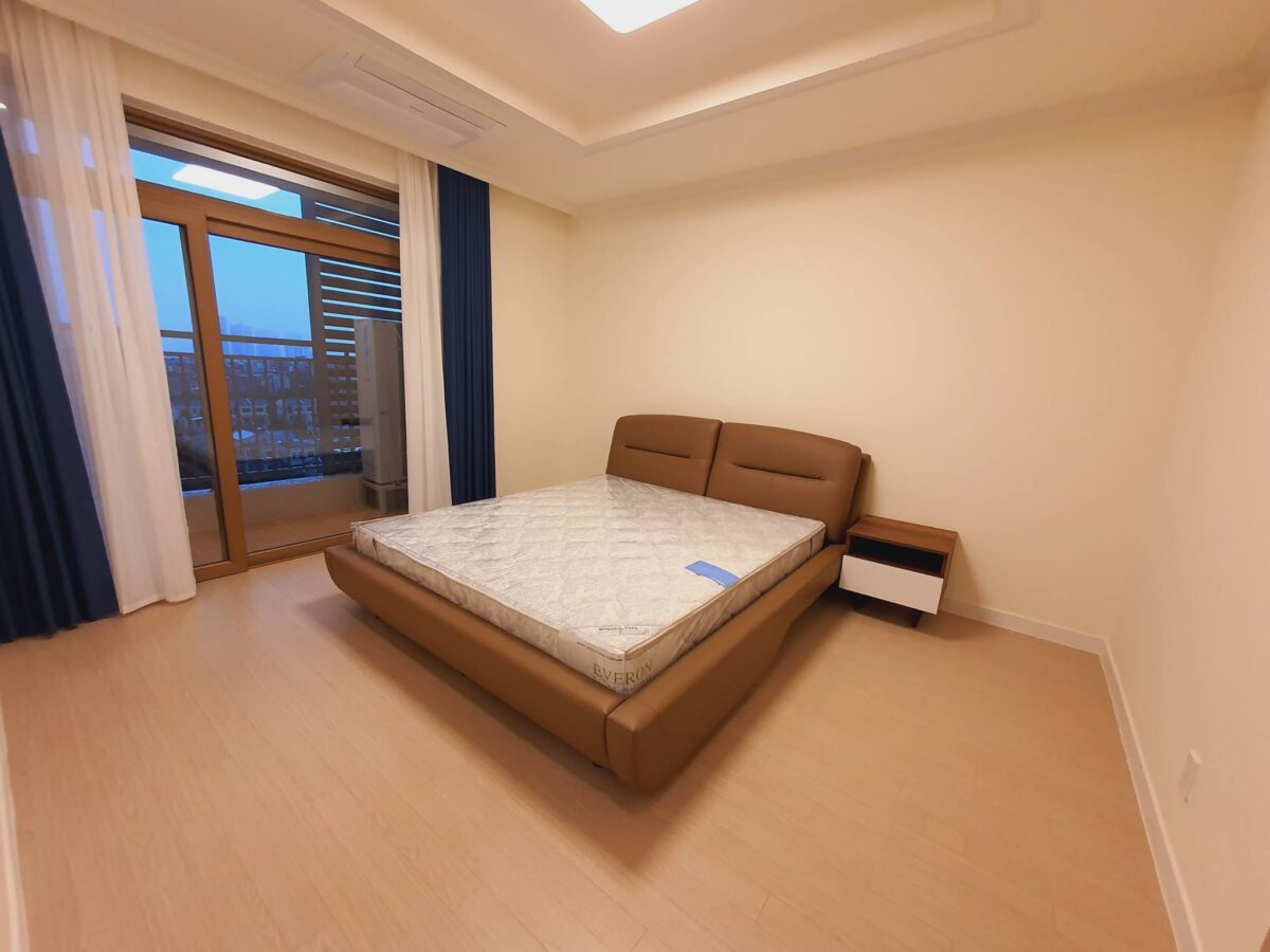 Modern 3BRs apartment in Starlake for rent for a reasonable price (9)