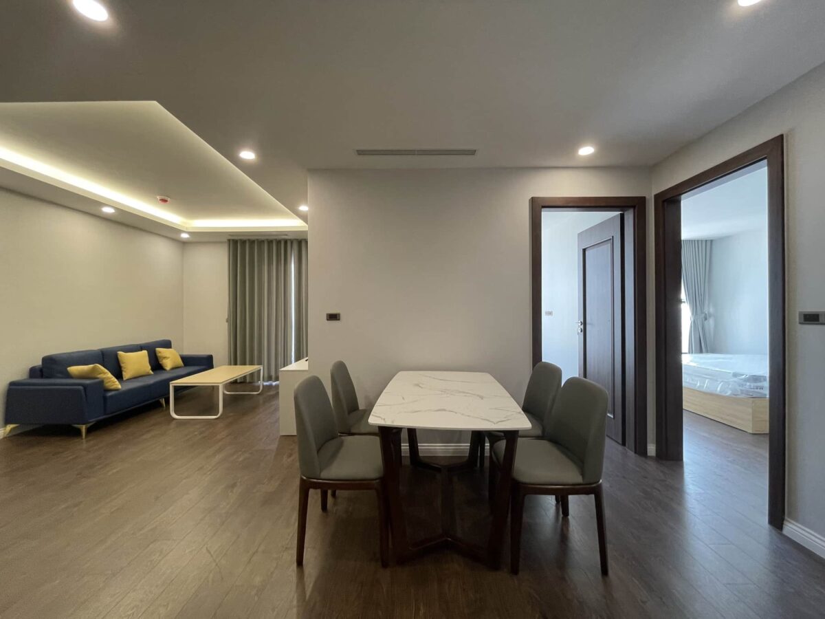 Beautiful lake view 2BRs apartment for rent in Moon Tower, Tay Ho Residence (8)