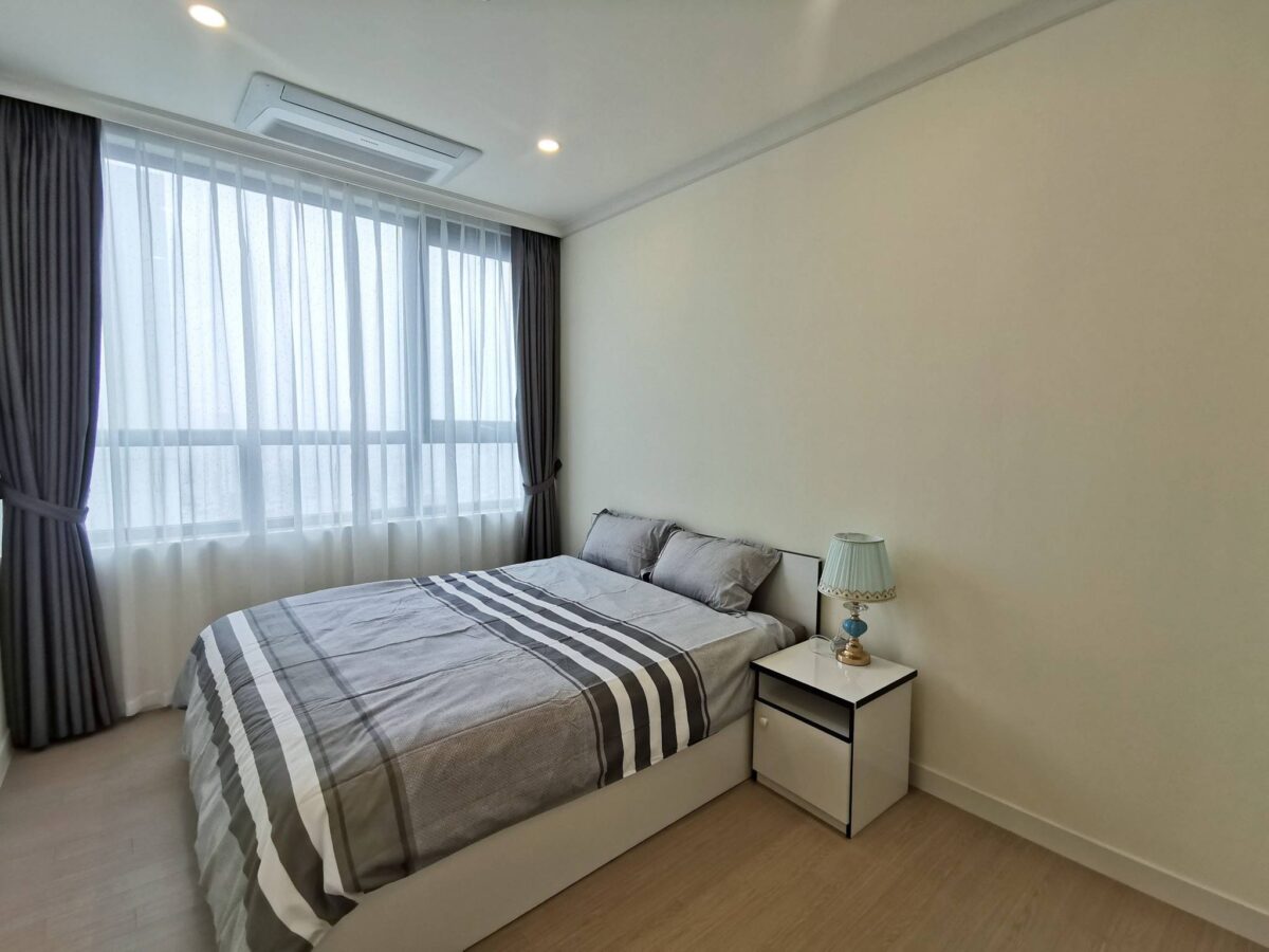 Glamorous Daewoo Starlake apartment for rent in Building 902 (6)