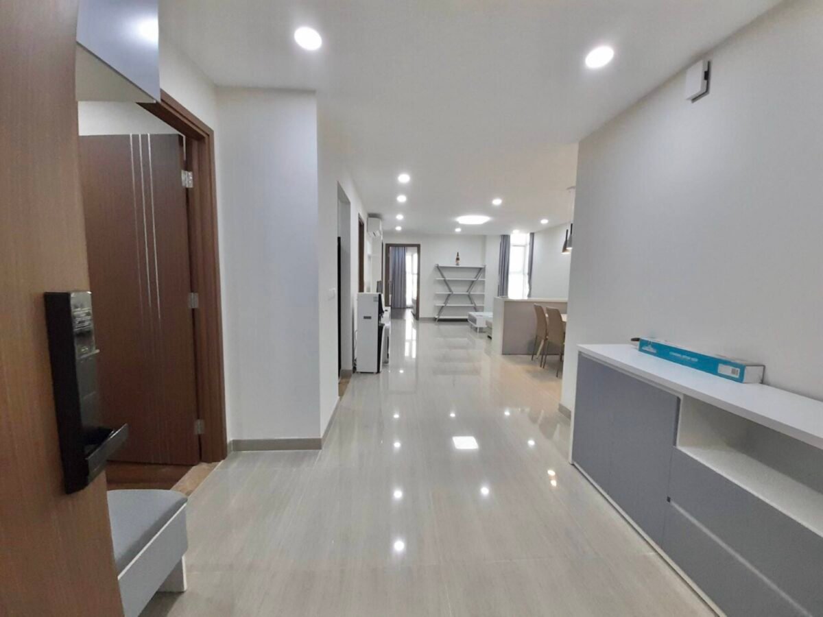 Ideal 3BRs apartment for rent in L5 Ciputra (4)