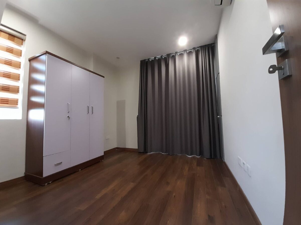 Incredible golf-view apartment for rent in L4 Ciputra (7)