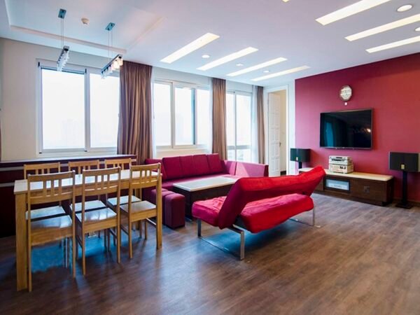 Inspiring apartment for rent in E4 E5 Ciputra Hanoi (2)